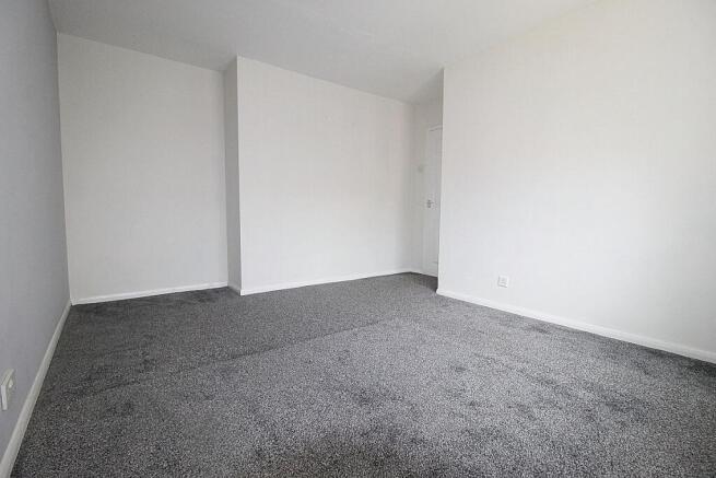 3 bed Semi-Detached for sale Image 12