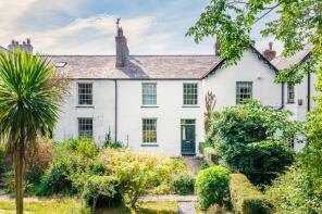 2, Mona View, Station Road, Llanfairfechan LL33 0AR