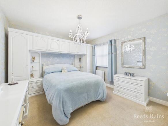 2 bed Apartment for sale Image 7