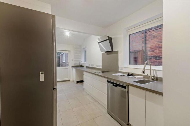 3 bed Detached for sale Image 4