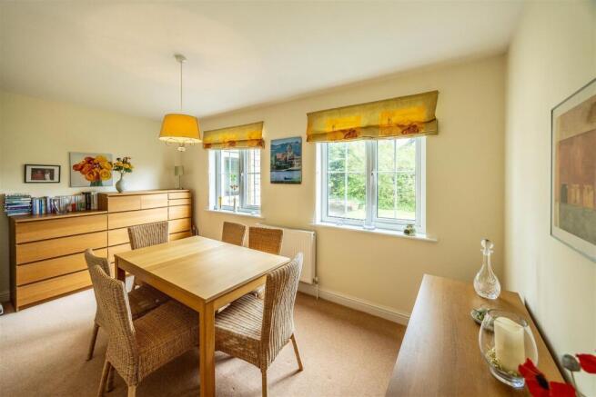 3 bed Detached for sale Image 6
