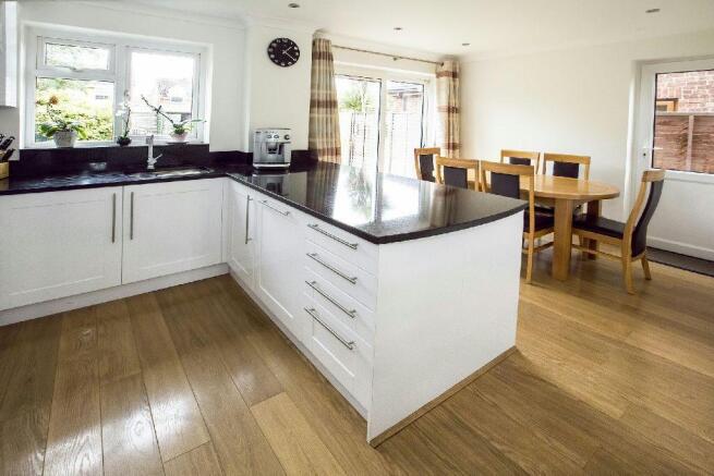 Kitchen/Diner 2
