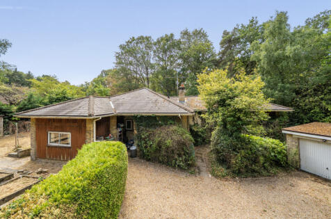 Hook Heath Road, Woking, GU22