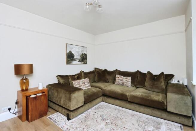 2 bed Semi-Detached for sale Image 11