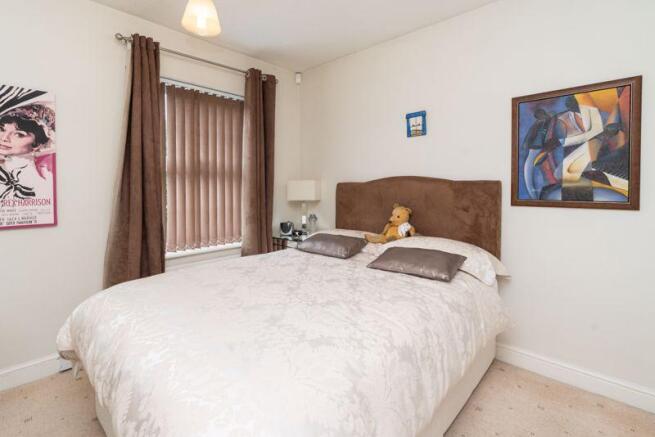 BEDROOM 2