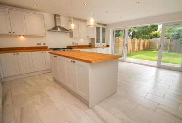 Kitchen diner
