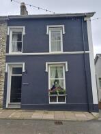 Bronest, Wind Street, Llandysul SA44 4BD