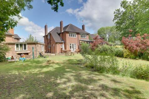 Burnham Rise, Emmer Green
