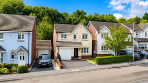 25, Clos Y Wern, Hendy, Swansea SA4 0XZ