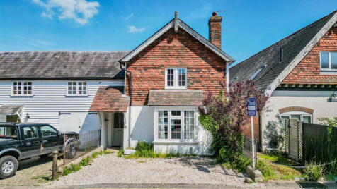 Available With No Onward Chain In Hawkhurst
