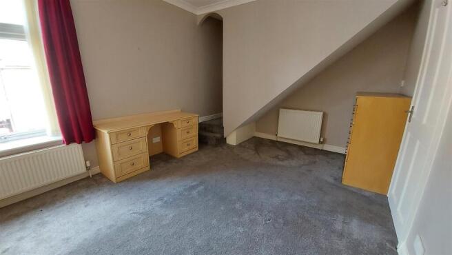 2 bed Terraced to rent Image 8