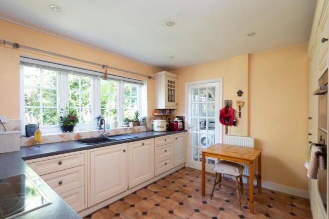 BREAKFAST KITCHEN