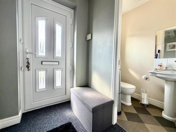 3 bed Detached for sale Image 6