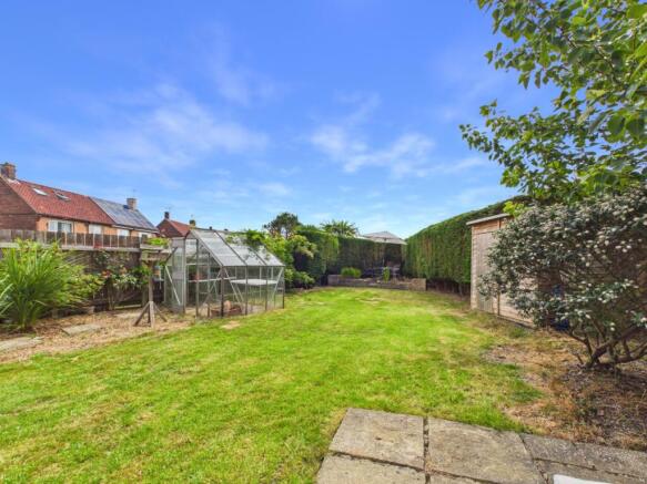 3 bed Semi-Detached for sale Image 4