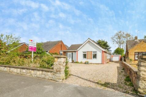 Westwood Drive, LINCOLN