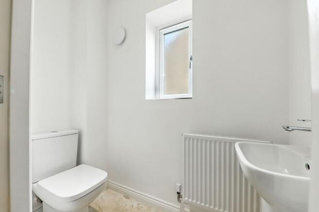 3 bed Detached for sale Image 10