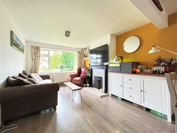 Living/Dining Room