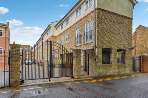 25 Watford Field Road, Watford