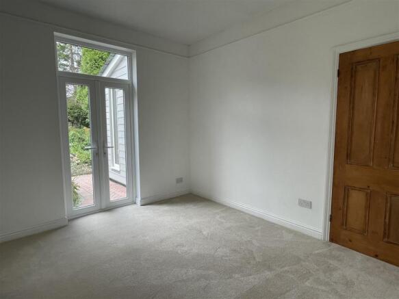 Dining Room: