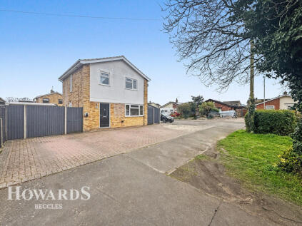 Pinewood Gardens, North Cove, Beccles