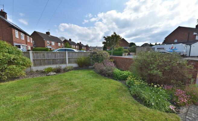 FRONT GARDEN