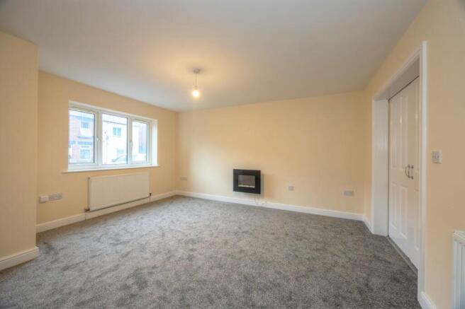3 bed Terraced to rent Image 4