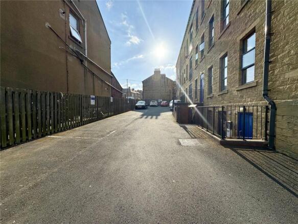 1 bed Flat for sale Image 6