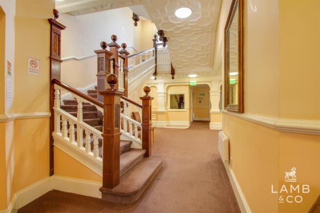 COMMUNAL ENTRANCE: