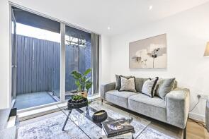 Flat 1, New Apex Court, Grange Walk, London SE1 3DY