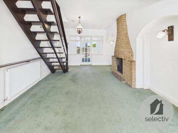 3 bed Semi-Detached Bungalow for sale Image 7