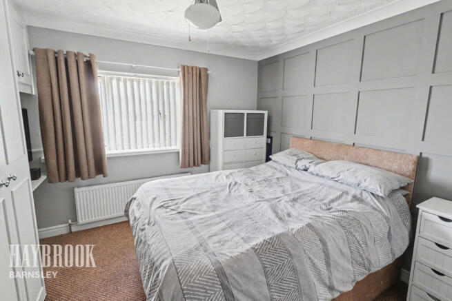 2 bed Detached Bungalow for sale Image 6