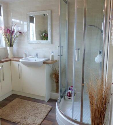 Family Shower Room