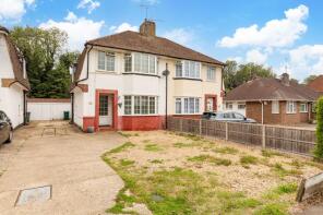 101, St Marys Drive, Pound Hill, Crawley RH10 3BG