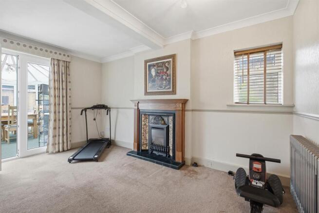 3 bed Detached for sale Image 8