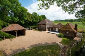 Lashenden Barn, Headcorn Road, Biddenden TN27 8LF