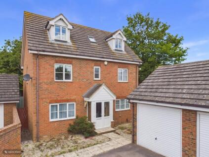 Shelduck Close, Allhallows, Rochester, ME3 9EJ