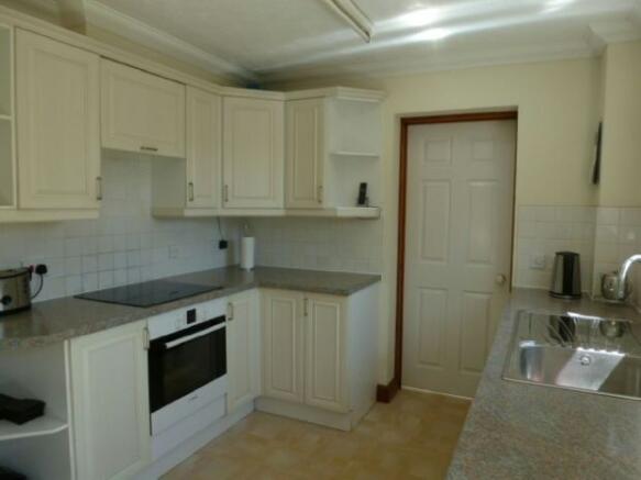 Kitchen Pic 2