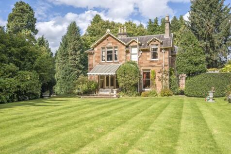 Blair Lomond House, 11 Drummond Crescent, Inverness, IV2