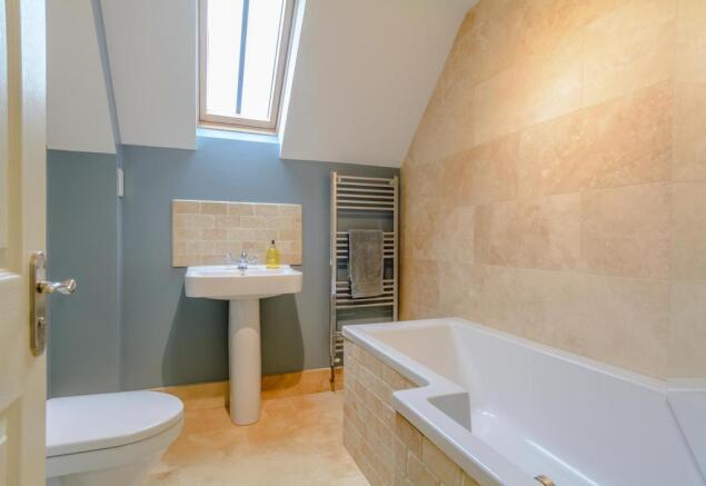 8327993-interior12-800.jpg