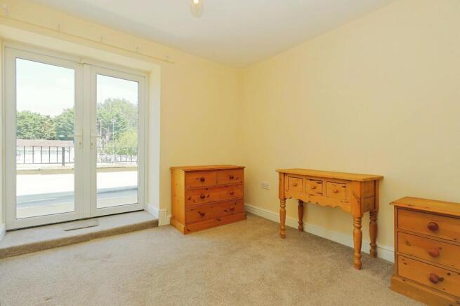 2 bed House for sale Image 12