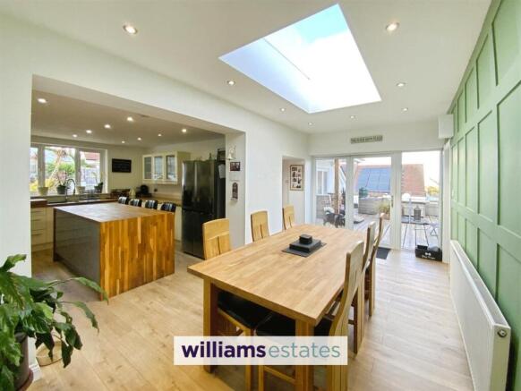 Kitchen & Dining Room