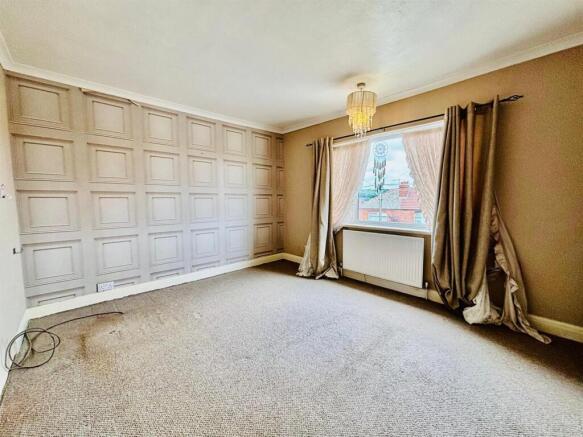 2 bed Semi-Detached for sale Image 8