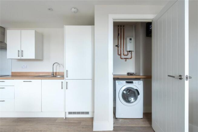 1 bed Apartment to rent Image 8