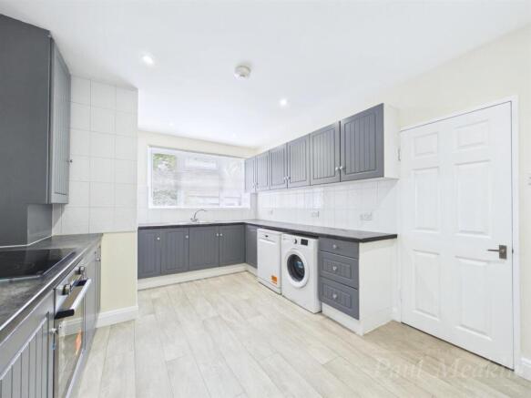 Kitchen .jpg