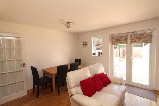 Dining Area.JPG