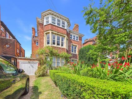 Earls Avenue, Folkestone, Kent, CT20