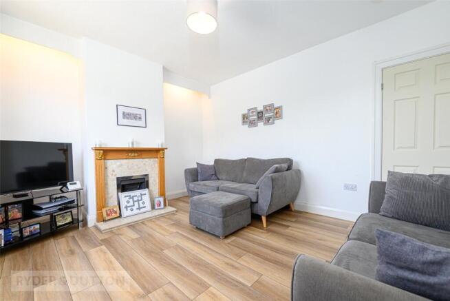 2 bed Terraced for sale Image 6