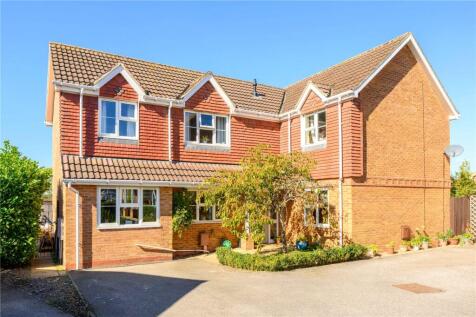 Larch Close, Ruskington, Sleaford, Lincolnshire, NG34