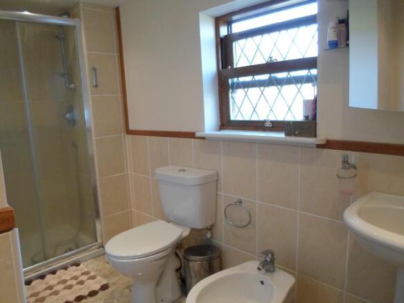 Bed 1 Ensuite