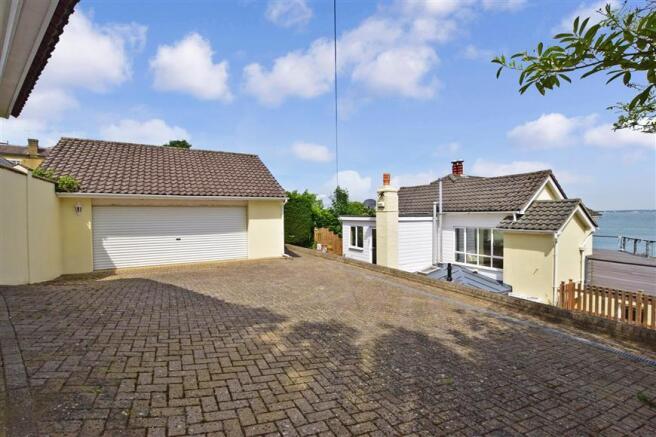 Driveway/Parking
